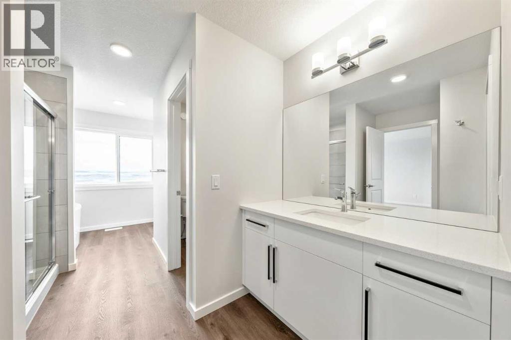 24 Heritage Link, Cochrane, Alberta  T4C 2J8 - Photo 18 - A2287354