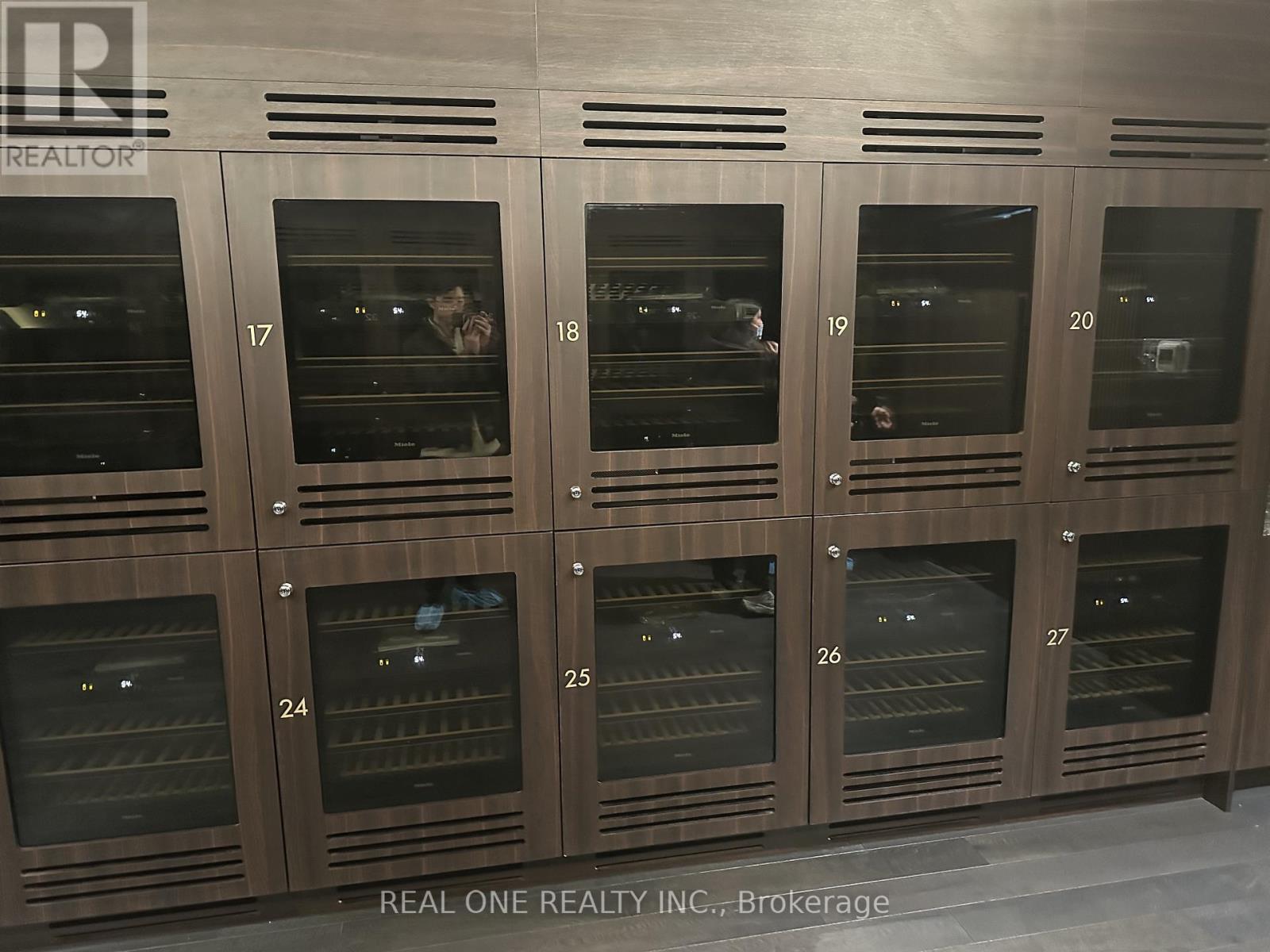 6905 - 1 Concord City Place Way, Toronto, Ontario  M5V 0X4 - Photo 12 - C12810220