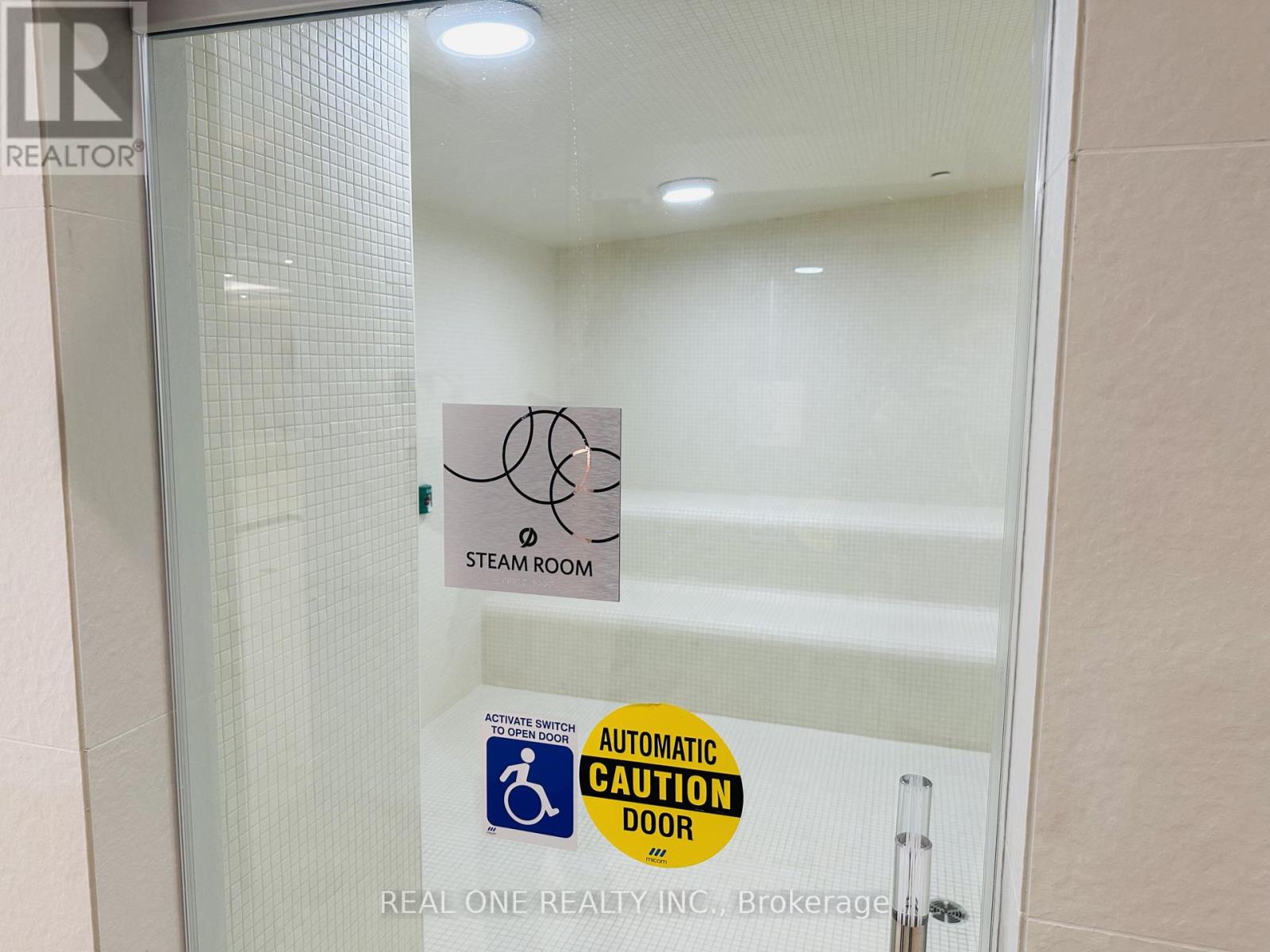 6905 - 1 Concord City Place Way, Toronto, Ontario  M5V 0X4 - Photo 16 - C12810220