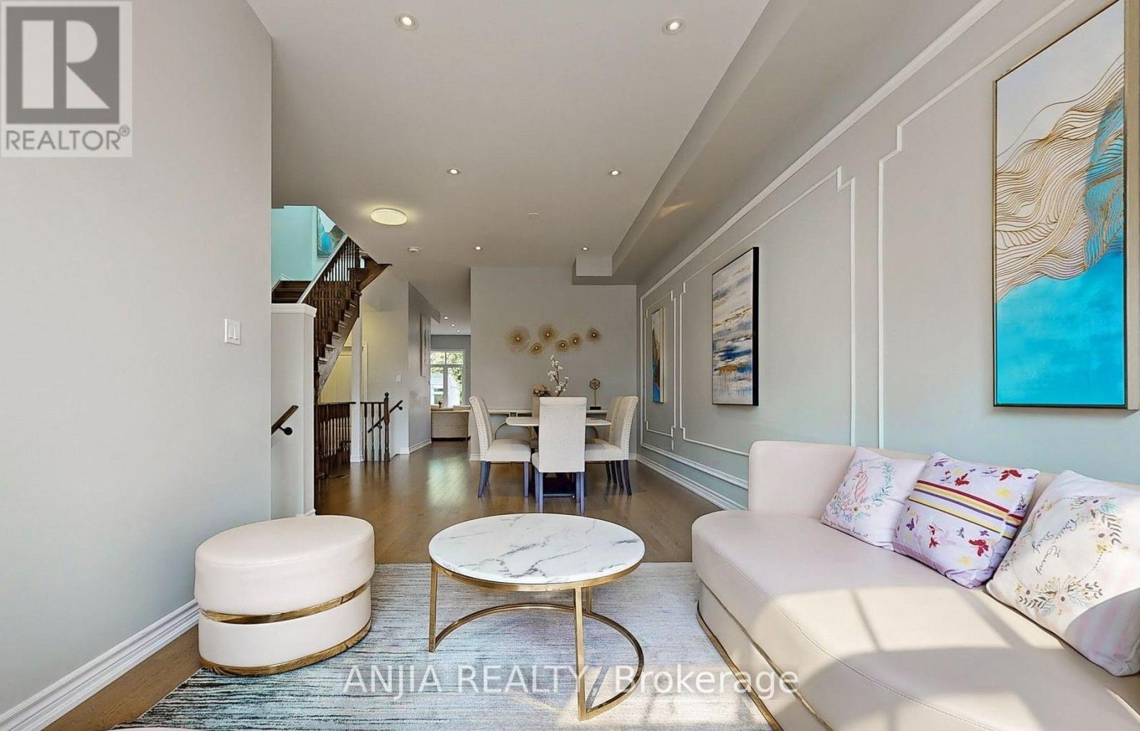 Main - 74 Church Street S, Richmond Hill, Ontario L4C 1W3 - Photo 3 - N12810222