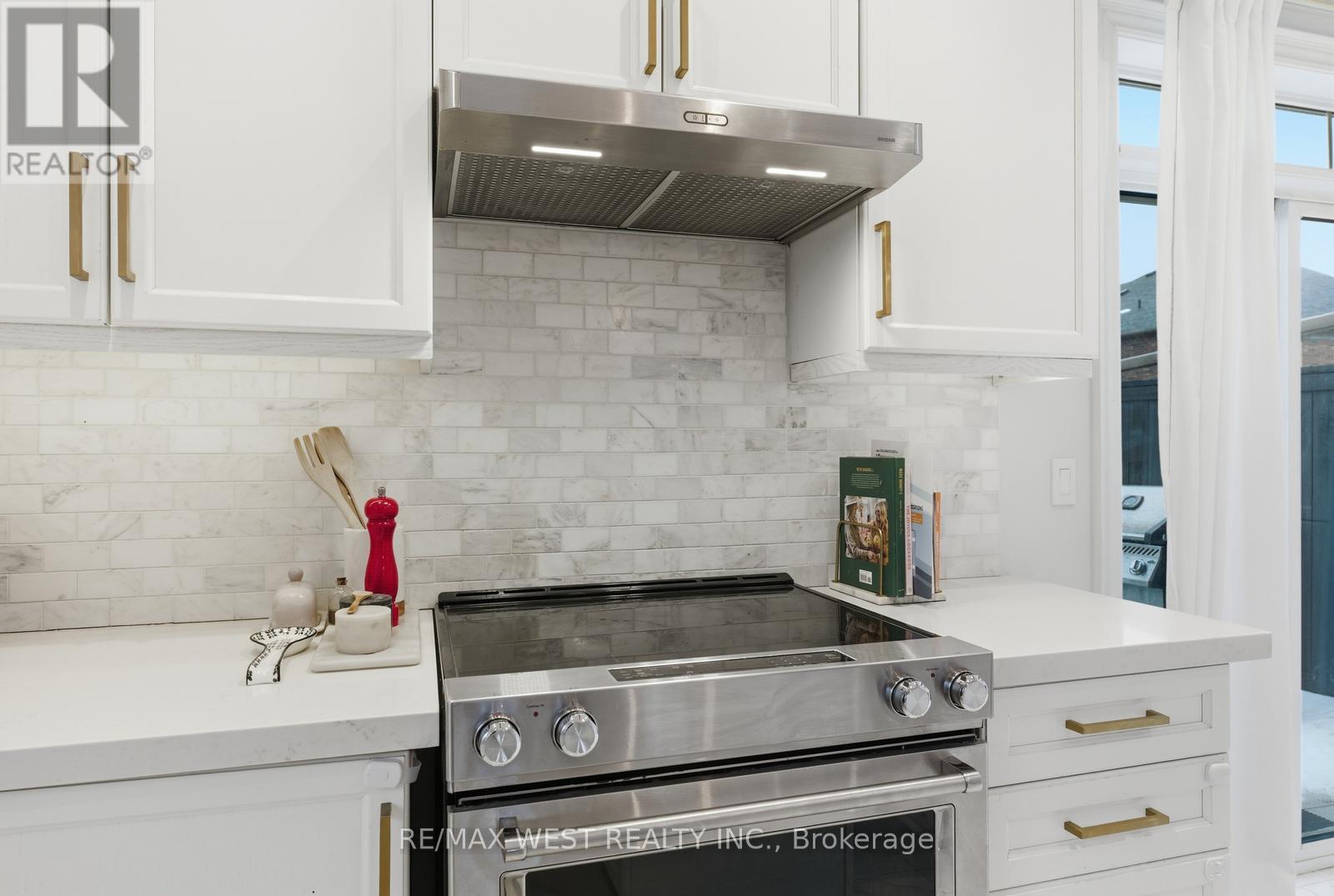 4753 Highway 7, Vaughan, Ontario  L4L 1S6 - Photo 18 - N12810224