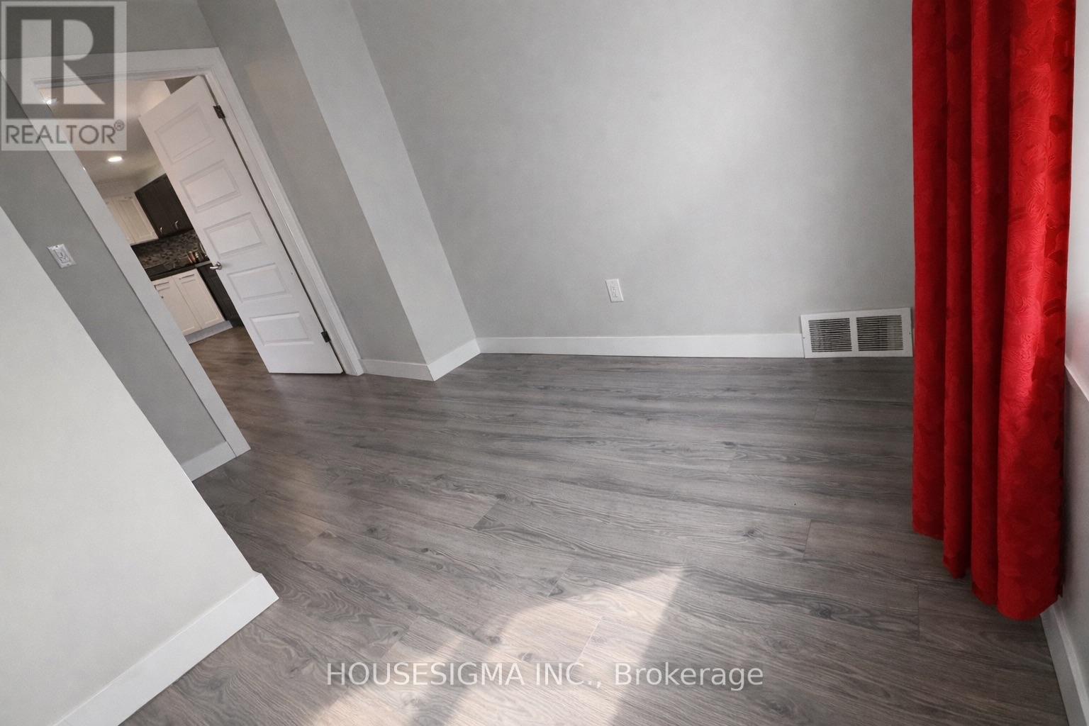 1227 Trafalgar Street, London East, Ontario  N5Z 1H6 - Photo 12 - X12810002