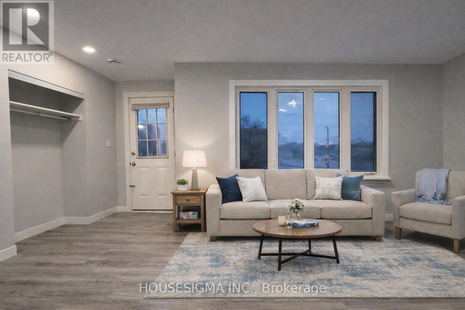 1227 Trafalgar Street, London East, Ontario  N5Z 1H6 - Photo 4 - X12810002