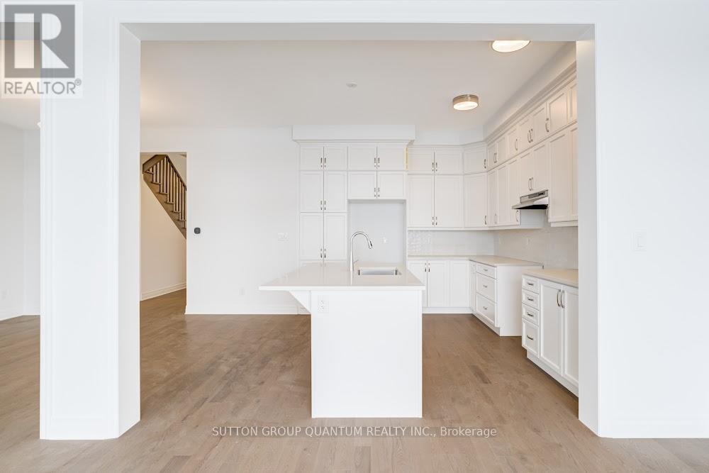 1219 Black Bear Trail, Oakville, Ontario  L6H 8B1 - Photo 13 - W12810210