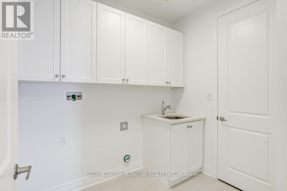 1219 Black Bear Trail, Oakville, Ontario  L6H 8B1 - Photo 37 - W12810210