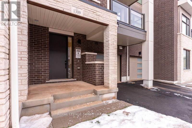 1309 Anthonia Trail, Oakville, Ontario  L6H 7Z1 - Photo 4 - W12810212