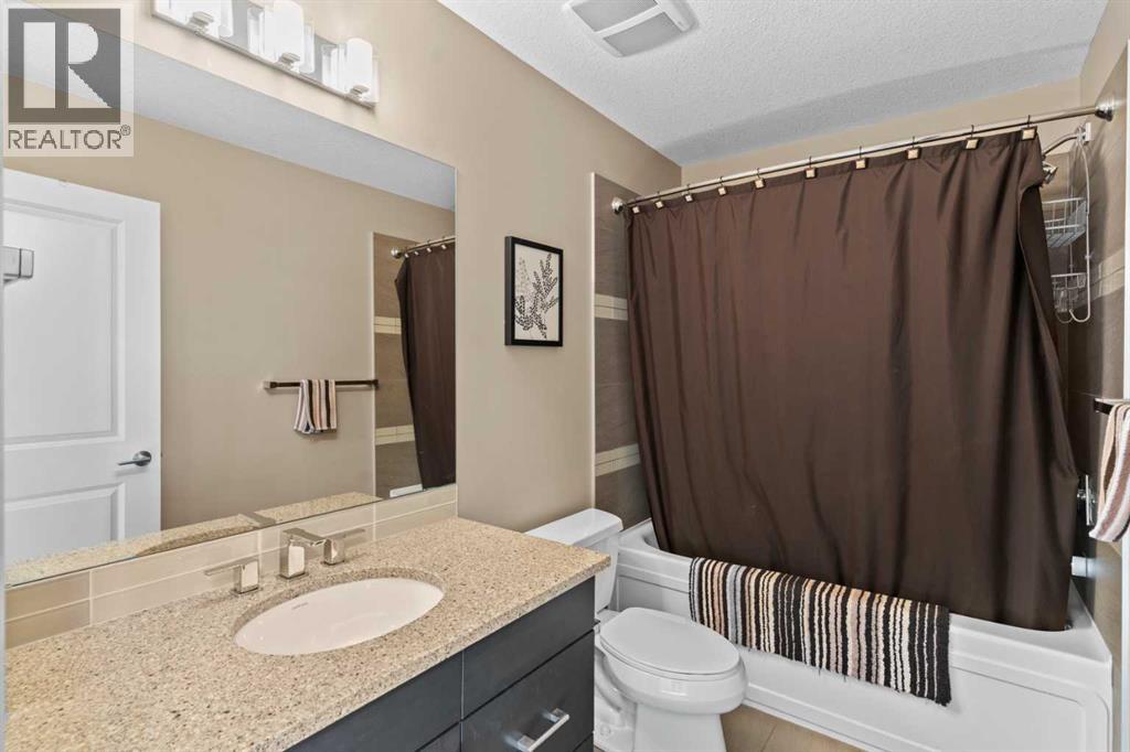 403 Valley Ridge Manor Nw, Calgary, Alberta  T3B 6C4 - Photo 24 - A2283372