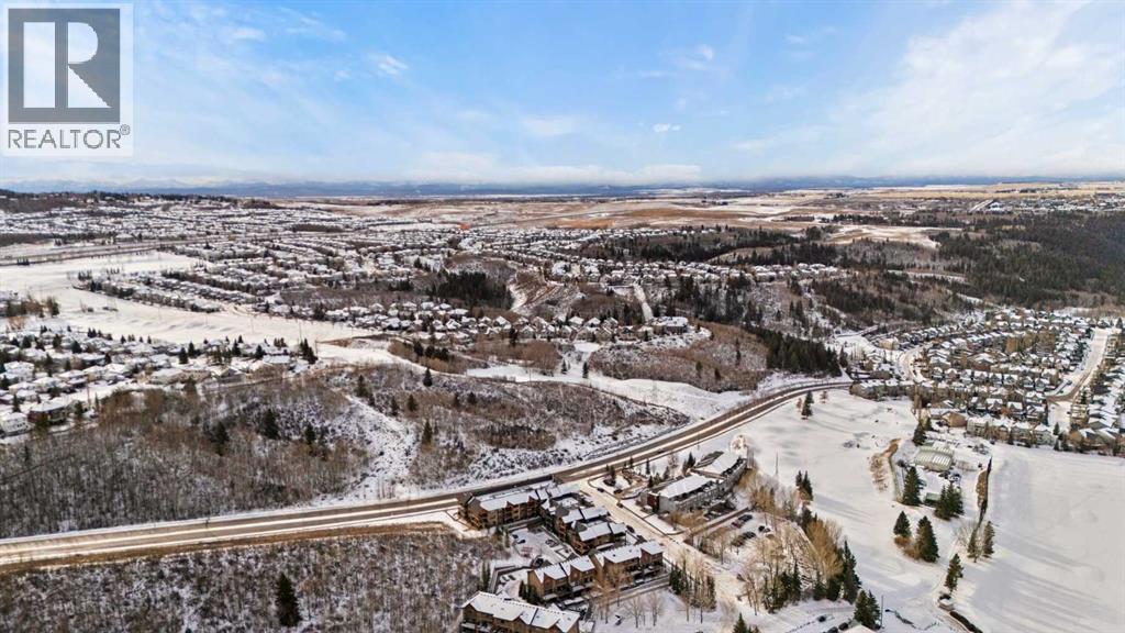 403 Valley Ridge Manor Nw, Calgary, Alberta  T3B 6C4 - Photo 40 - A2283372