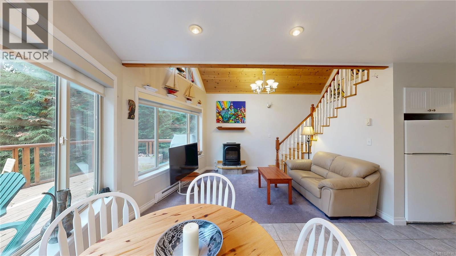 1120 Chappel Pl, Gabriola Island, British Columbia  V0R 1X2 - Photo 4 - 1026638