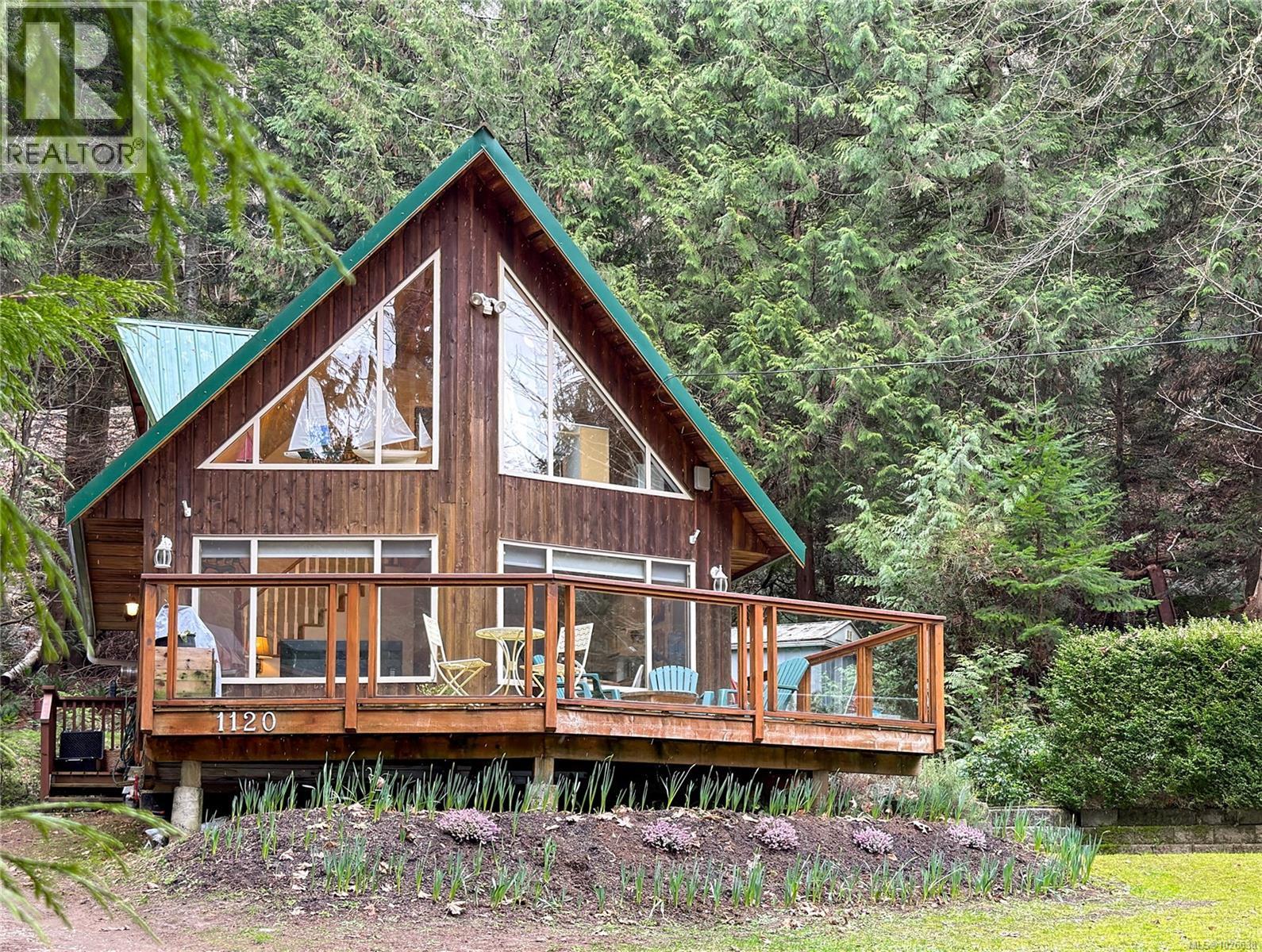 1120 Chappel Pl, Gabriola Island, British Columbia