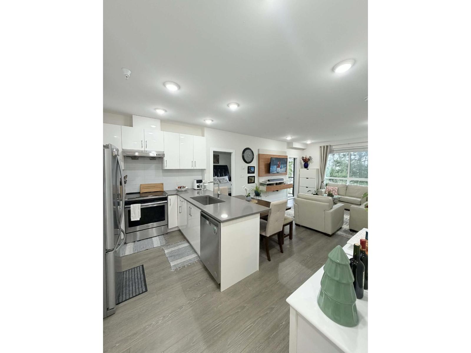 407 15351 101 Avenue, Surrey, British Columbia  V3R 0G2 - Photo 8 - R3091920