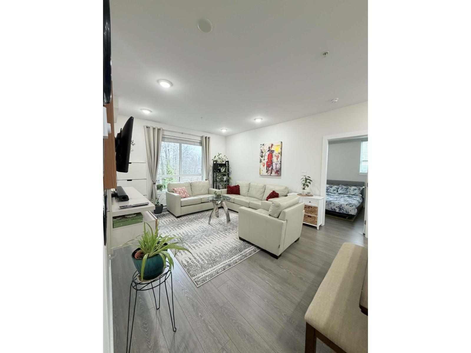 407 15351 101 Avenue, Surrey, British Columbia  V3R 0G2 - Photo 9 - R3091920