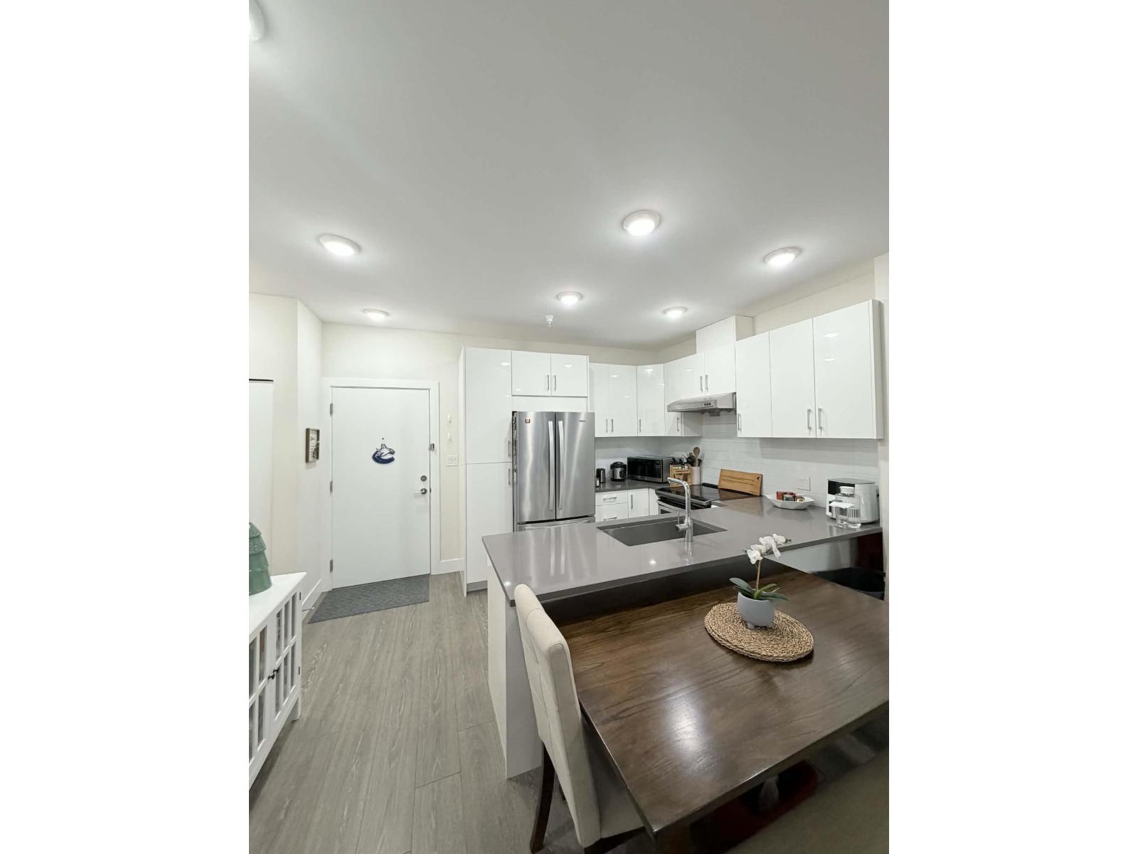 407 15351 101 Avenue, Surrey, British Columbia  V3R 0G2 - Photo 11 - R3091920