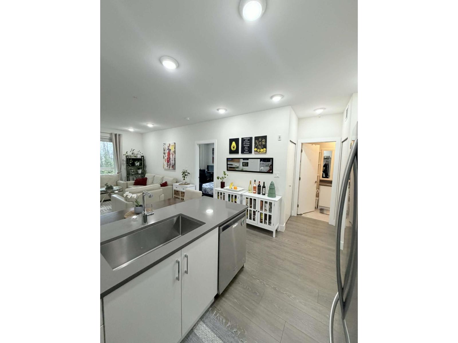 407 15351 101 Avenue, Surrey, British Columbia  V3R 0G2 - Photo 15 - R3091920