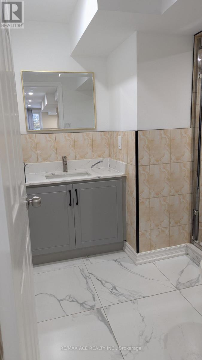 Bsmt - 106 Kirby Crescent, Whitby, Ontario  L1N 6Z7 - Photo 4 - E12810226