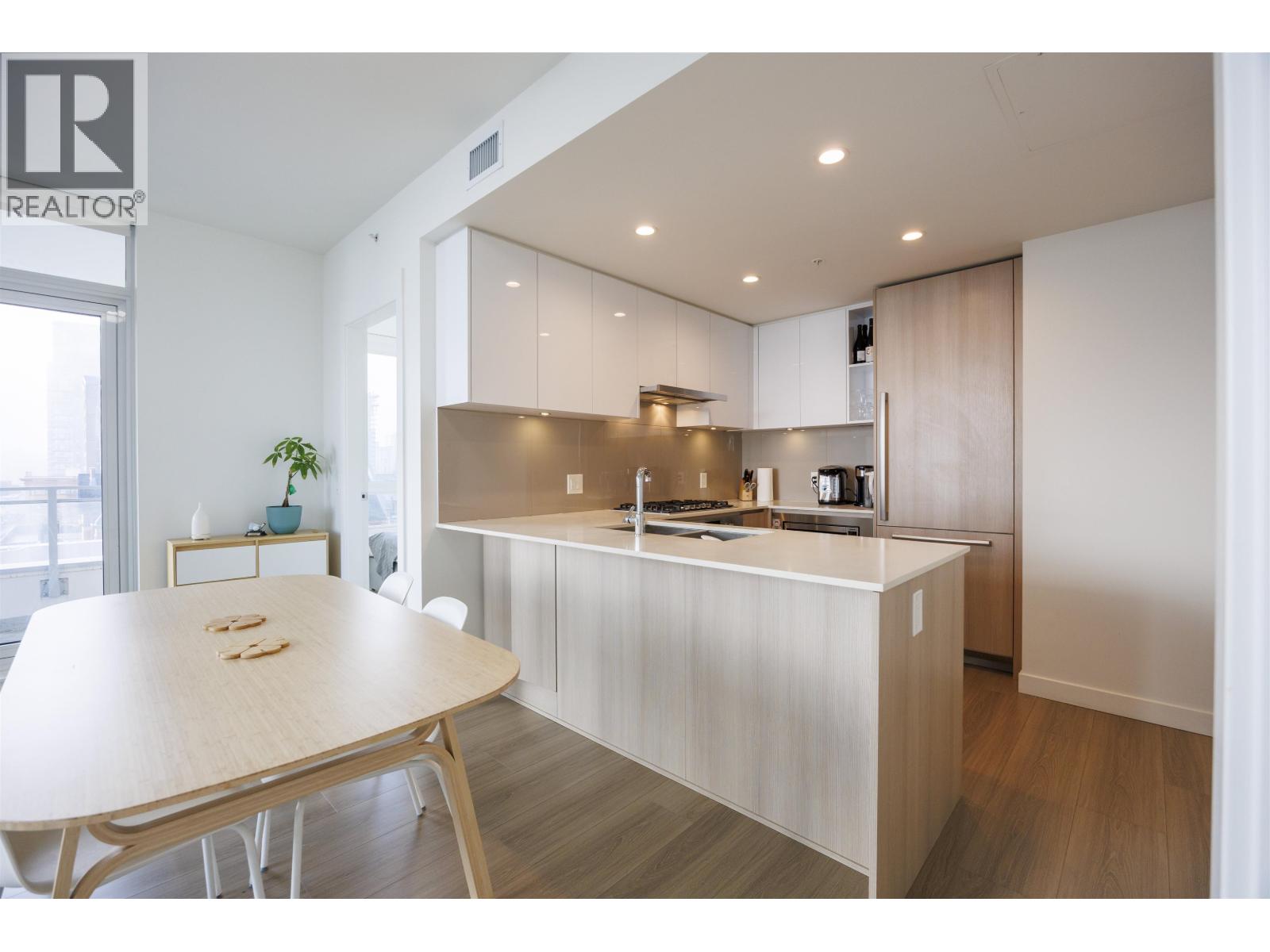 508 618 Carnarvon Street, New Westminster, British Columbia  V3M 0N9 - Photo 3 - R3082376