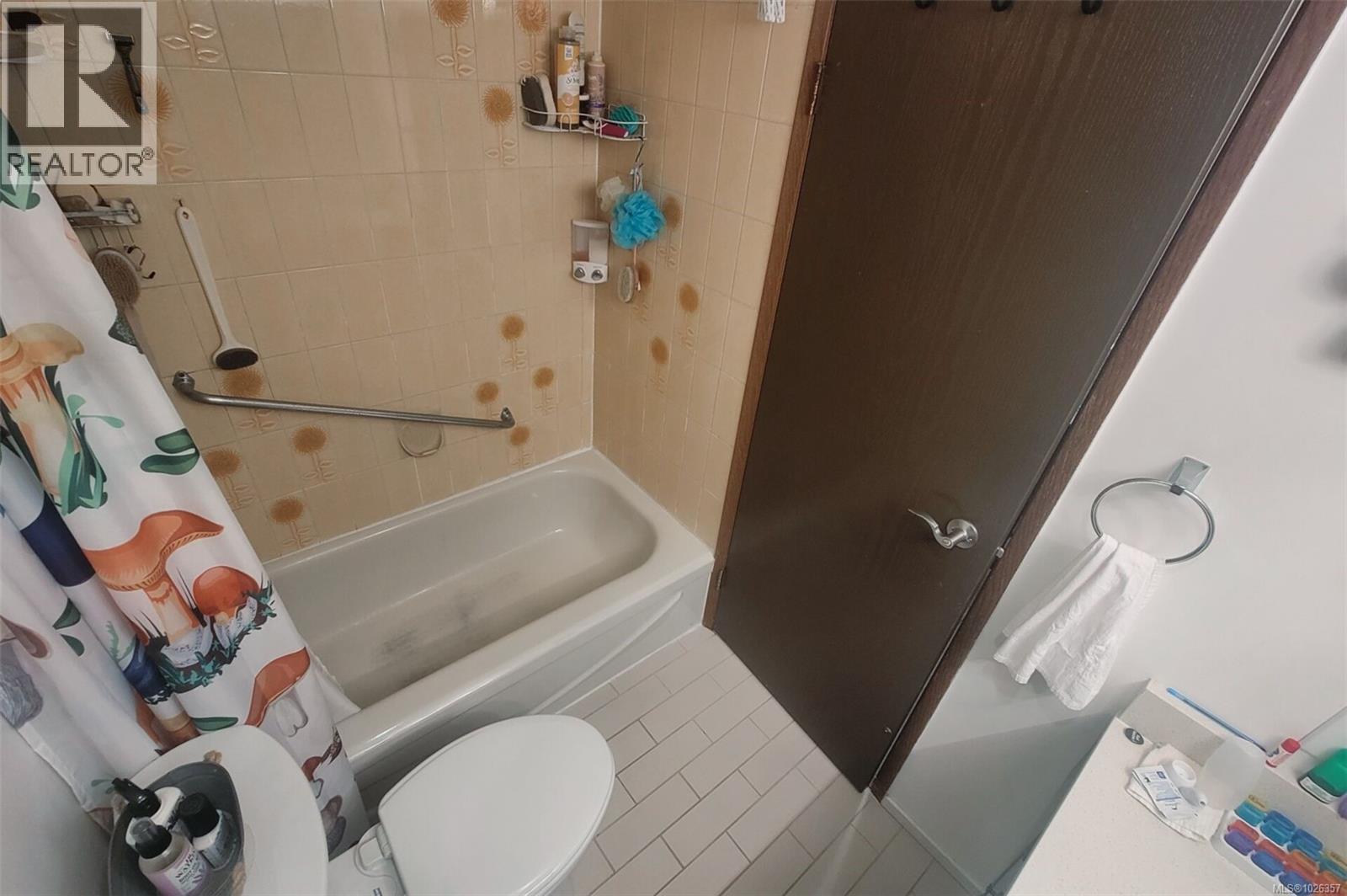 414 1419 Stadacona Ave, Victoria, British Columbia  V8S 5J3 - Photo 20 - 1026357