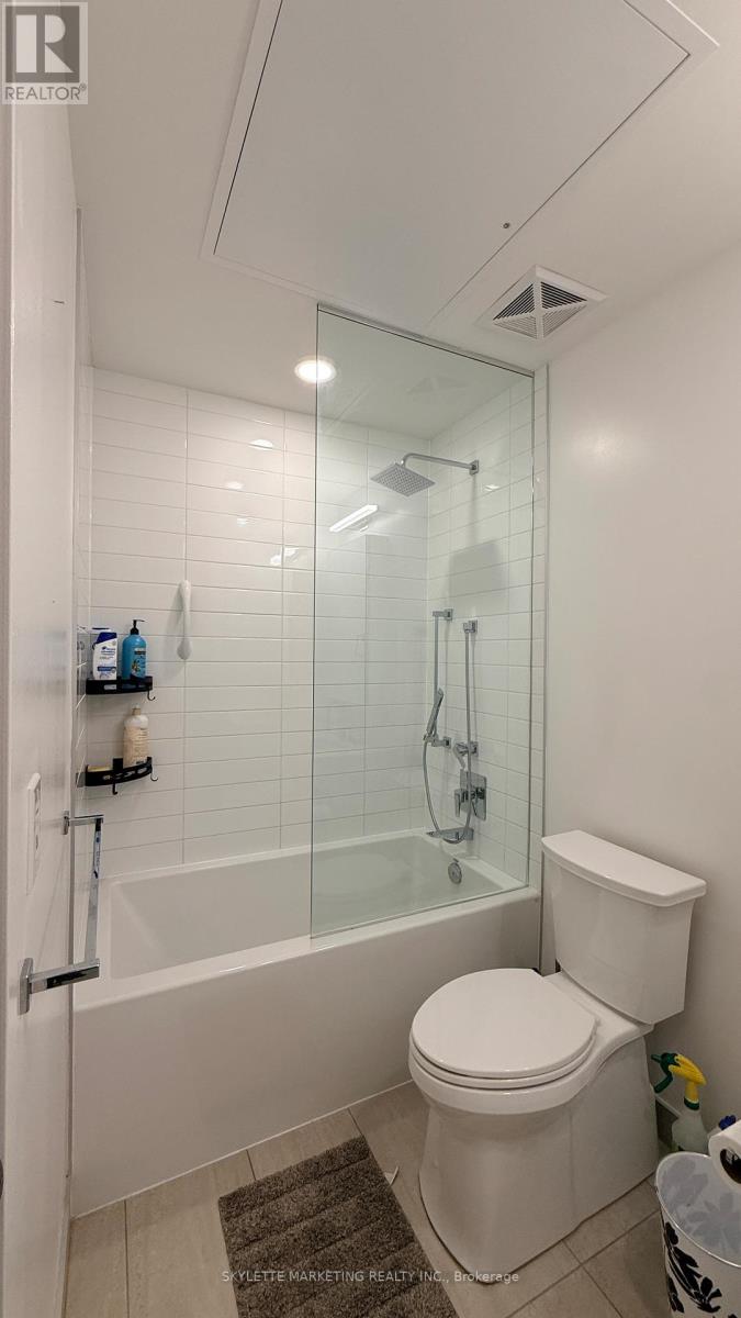 4009 - 20 Lombard Street, Toronto, Ontario  M5C 0A6 - Photo 23 - C12810242