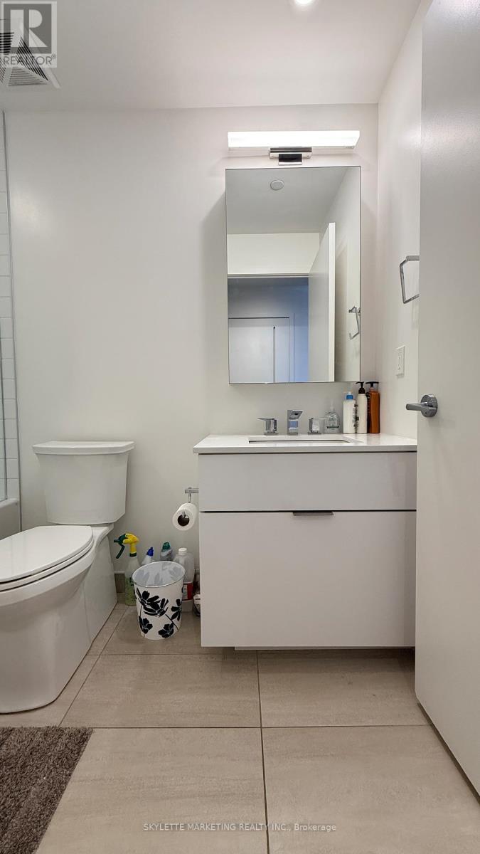 4009 - 20 Lombard Street, Toronto, Ontario  M5C 0A6 - Photo 24 - C12810242