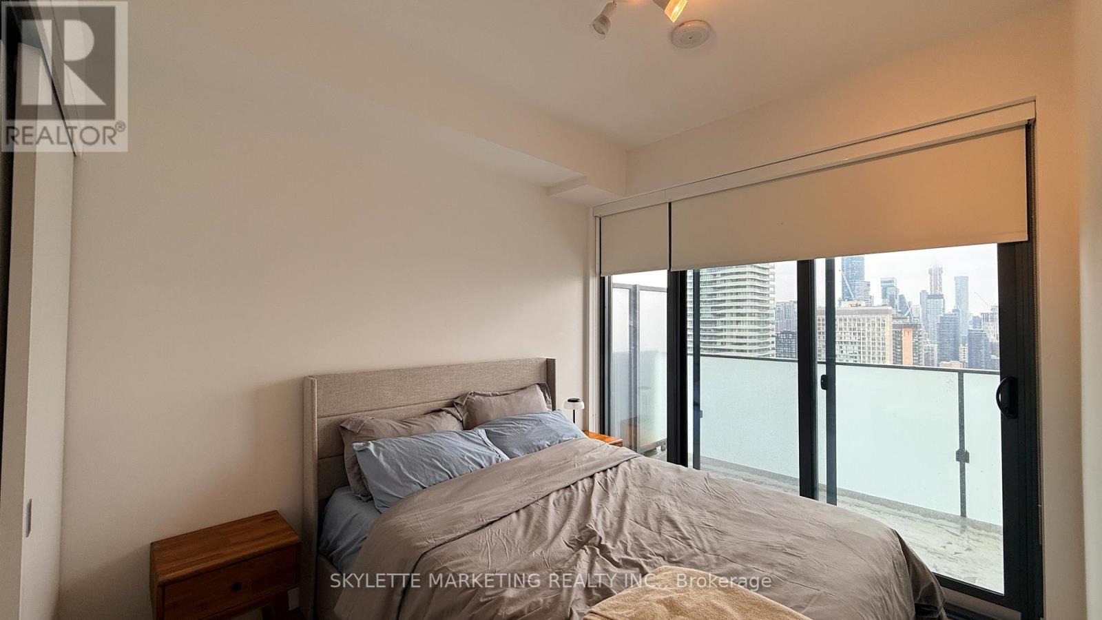 4009 - 20 Lombard Street, Toronto, Ontario  M5C 0A6 - Photo 9 - C12810242