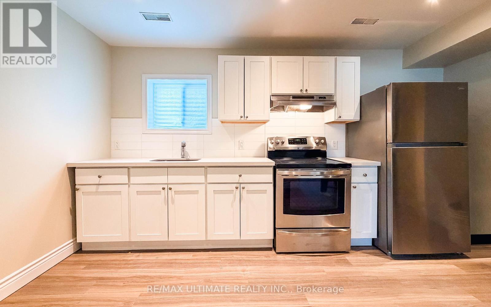 Lower - 111 Combe Avenue, Toronto, Ontario  M3H 4J8 - Photo 10 - C12810246