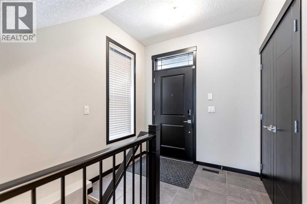 54 Sage Bluff Rise Nw, Calgary, Alberta  T3R 1T4 - Photo 4 - A2229474
