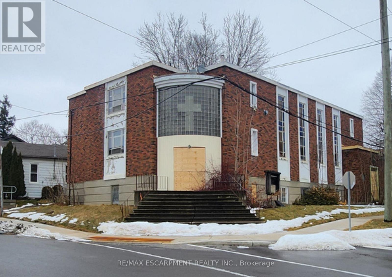 4 WILLIAM STREET, Brant, Ontario