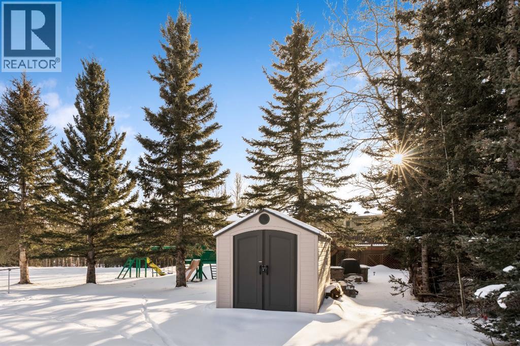 24 Mountain View Park, Bragg Creek, Alberta  T0L 0K0 - Photo 4 - A2277740