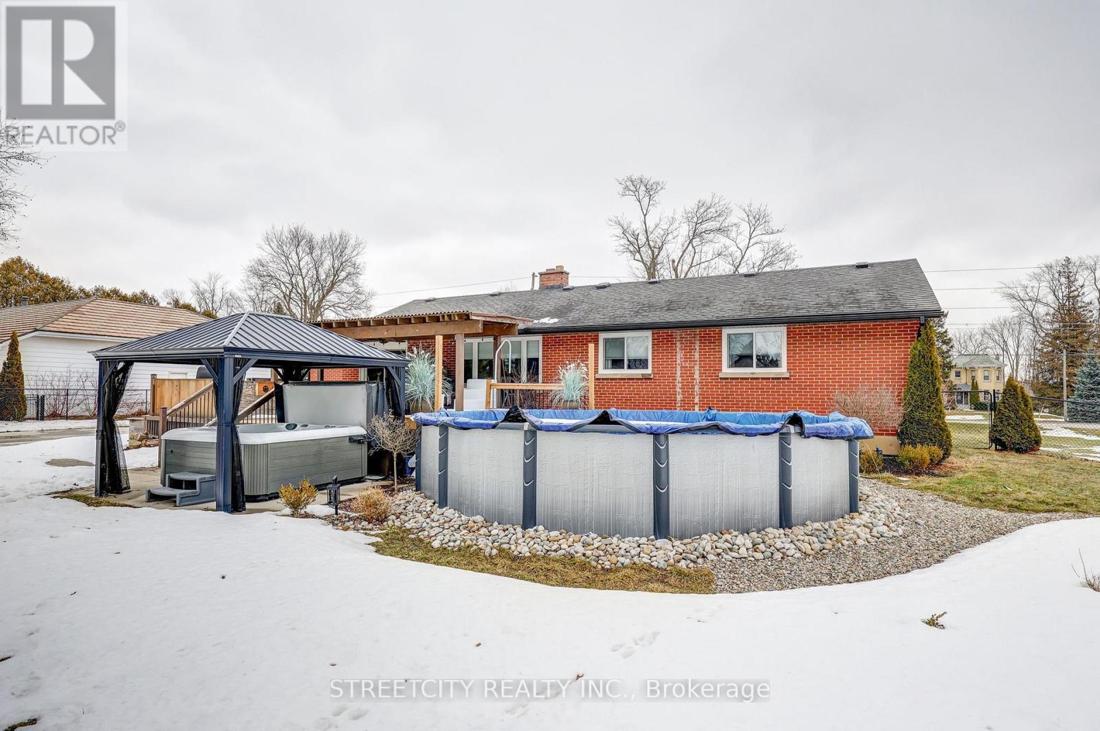 183 Centennial Avenue, Central Elgin, Ontario  N5R 5B3 - Photo 48 - X12809632