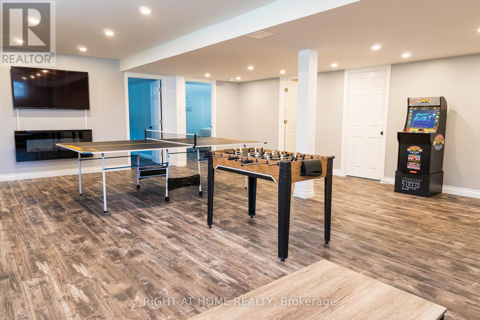 57 Old Trail Road, Tiny, Ontario  L0L 2T0 - Photo 21 - S12810260