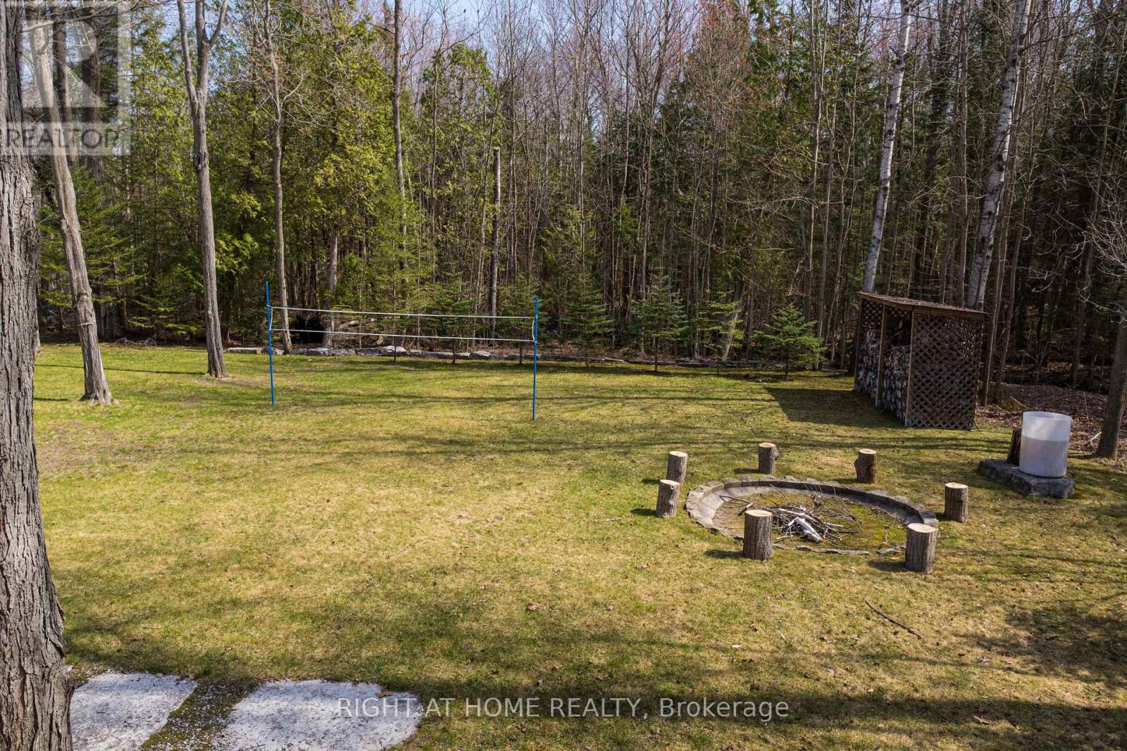 57 Old Trail Road, Tiny, Ontario  L0L 2T0 - Photo 4 - S12810260