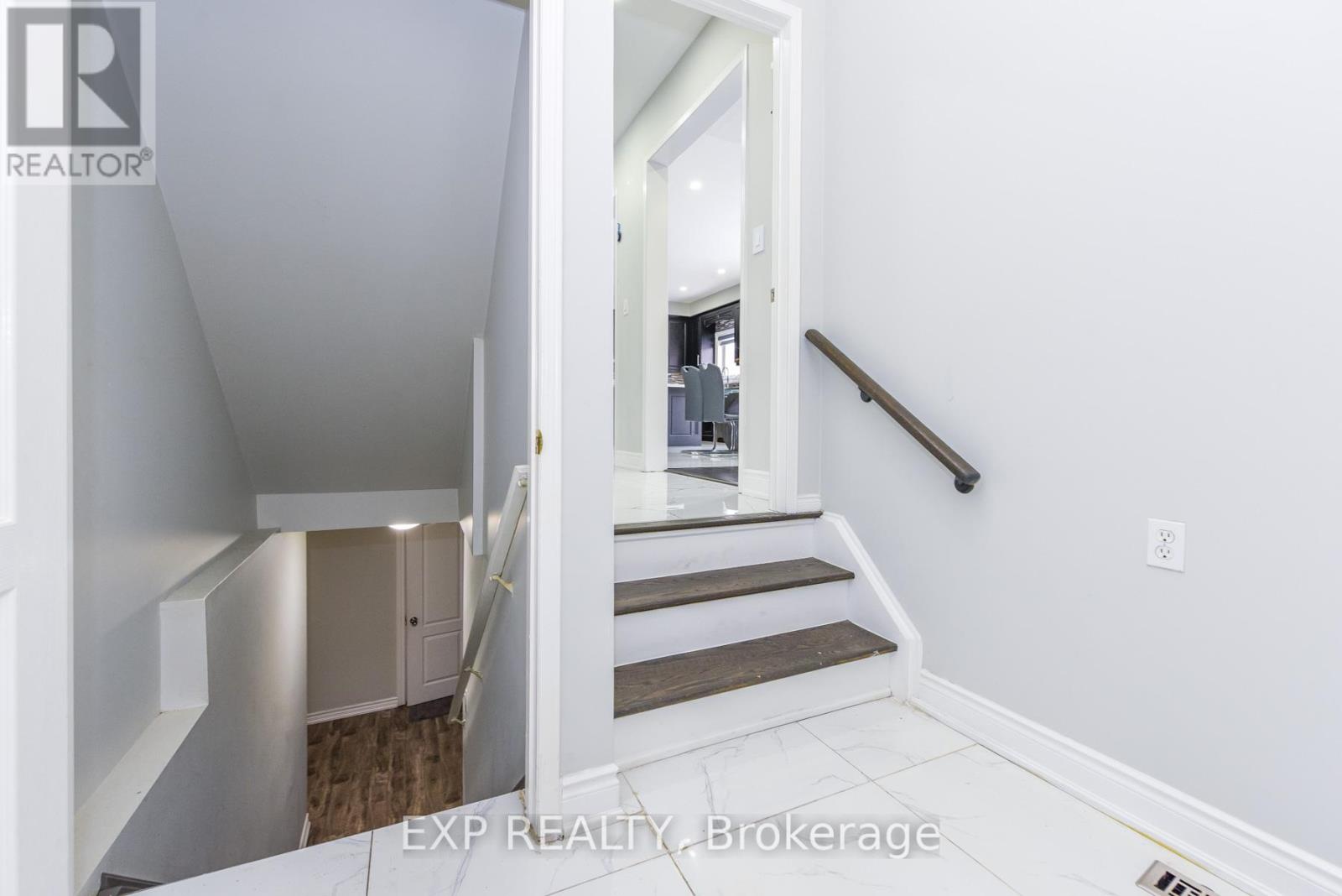 7 Chapparal Drive, Brampton, Ontario  L6R 3C5 - Photo 35 - W12803316