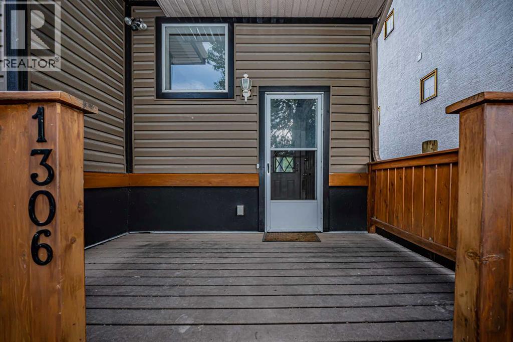 1306 1 Avenue, Canmore, Alberta  T1W 1M4 - Photo 4 - A2239732