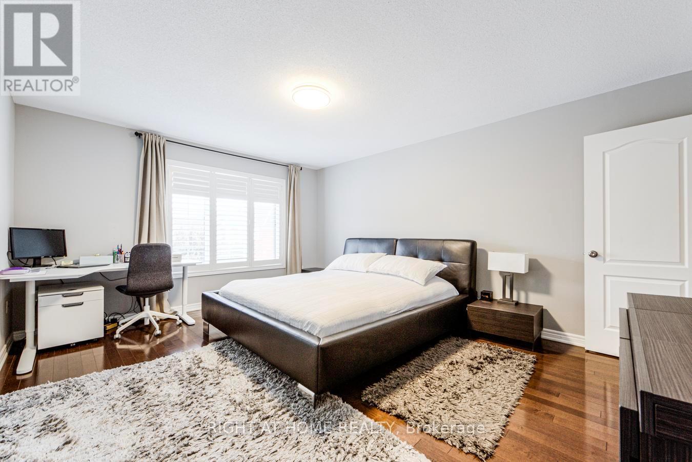 1290 Jezero Crescent, Oakville, Ontario  L6H 0B5 - Photo 25 - W12810268