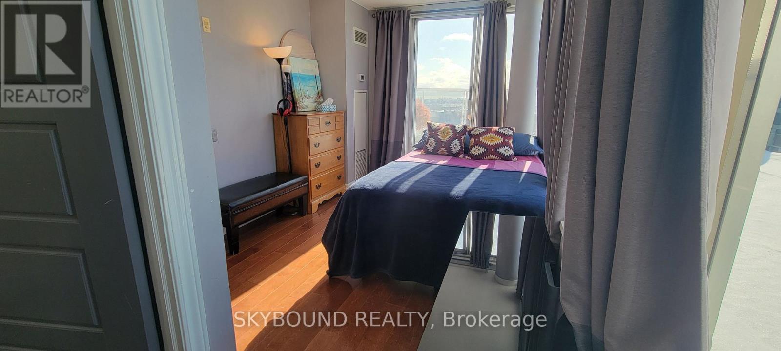 919 - 1040 The Queensway, Toronto, Ontario  M8Z 0A7 - Photo 20 - W12810274