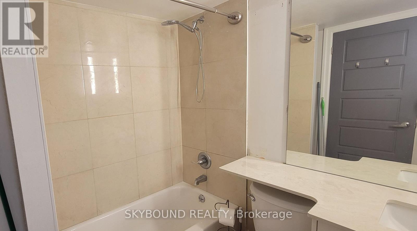 919 - 1040 The Queensway, Toronto, Ontario  M8Z 0A7 - Photo 39 - W12810274