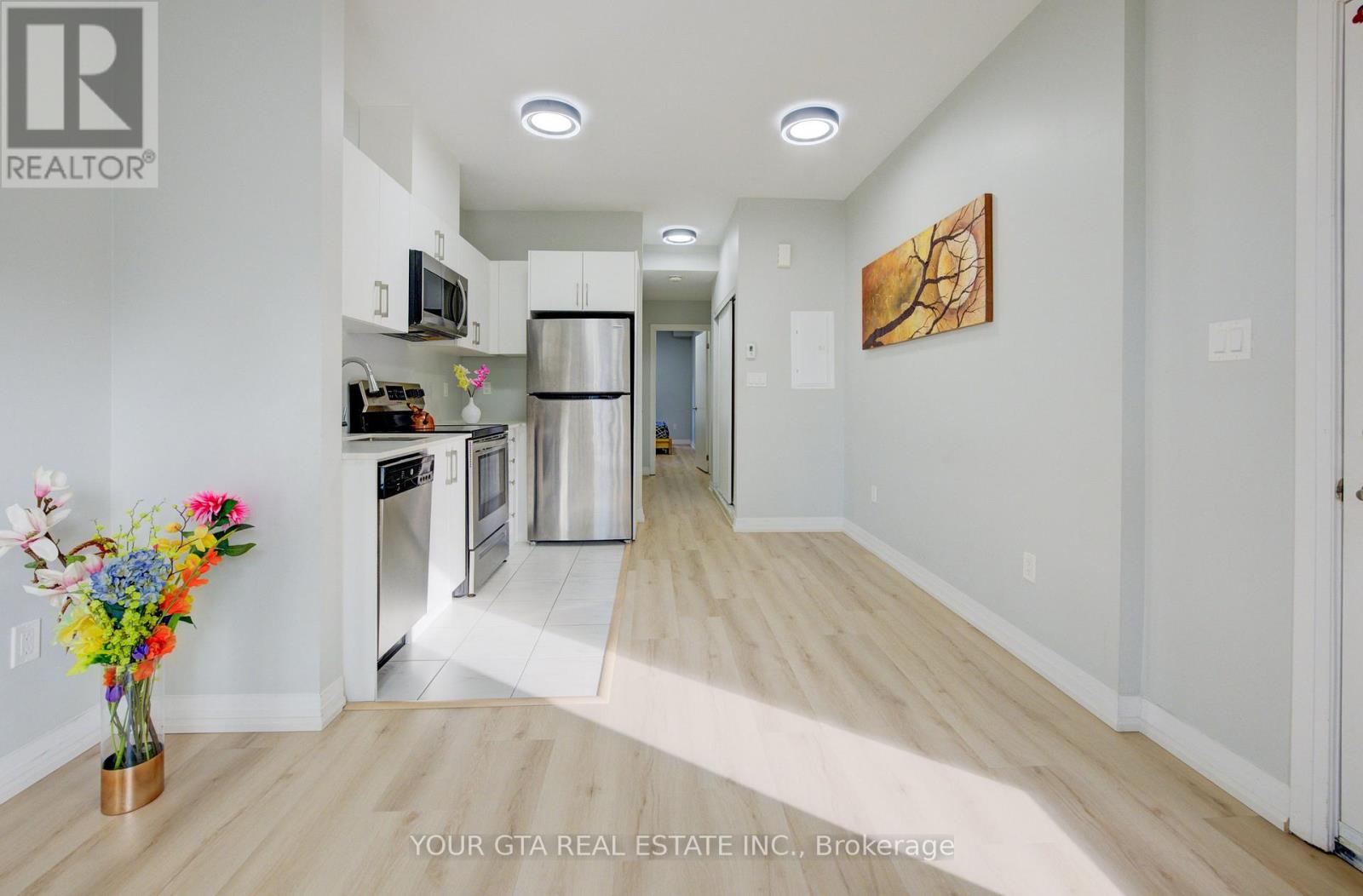 207 - 1165 Journeyman Lane W, Mississauga, Ontario  L5J 0B6 - Photo 6 - W12810278