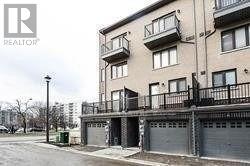 401 The Westway Road, Toronto, Ontario  M9R 0B4 - Photo 5 - W12810280