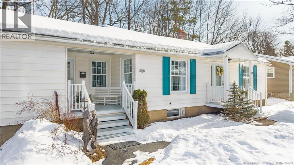 17 Porter Street, St. Stephen, New Brunswick  E3L 2M8 - Photo 2 - NB133847