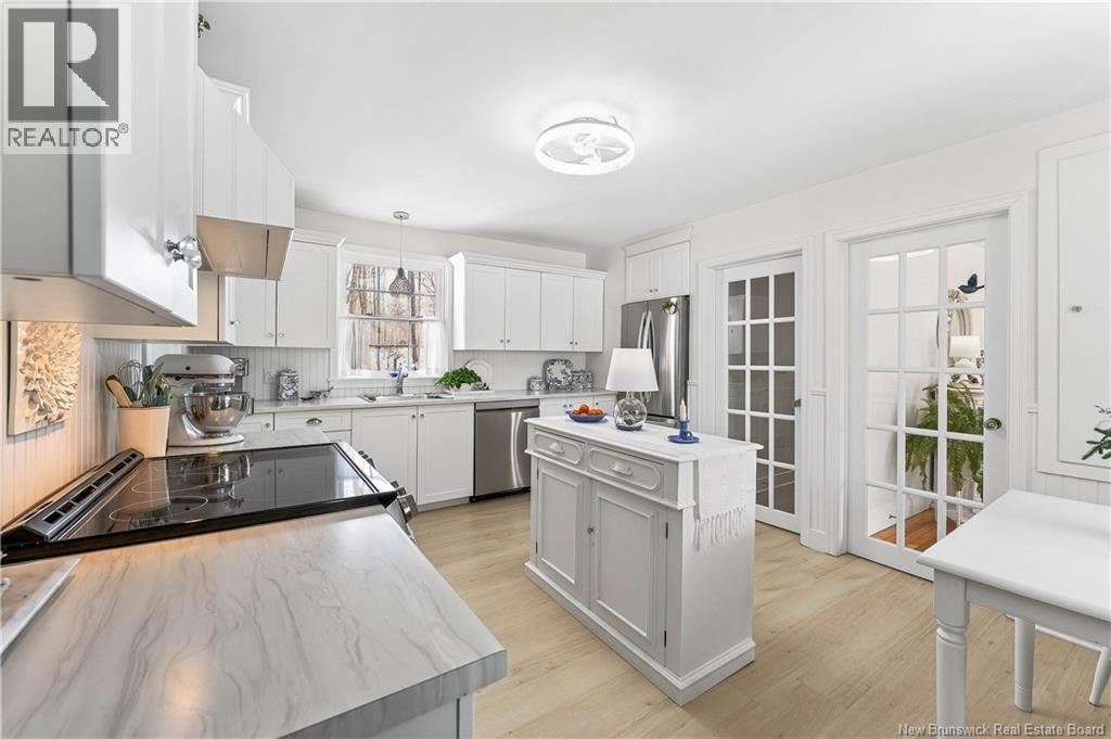 17 Porter Street, St. Stephen, New Brunswick  E3L 2M8 - Photo 7 - NB133847