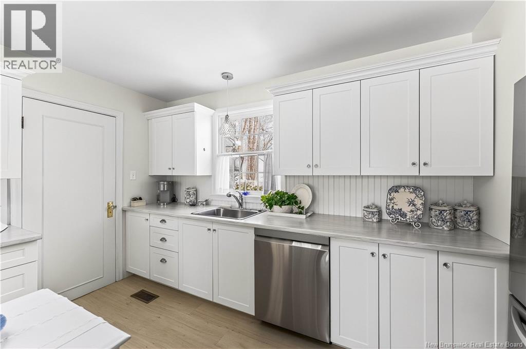 17 Porter Street, St. Stephen, New Brunswick  E3L 2M8 - Photo 9 - NB133847
