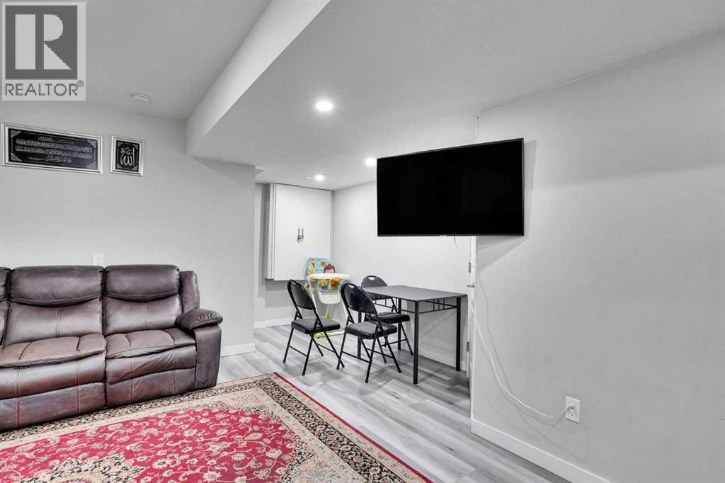 14 Belvedere Common Se, Calgary, Alberta  T2A 7G8 - Photo 49 - A2277680