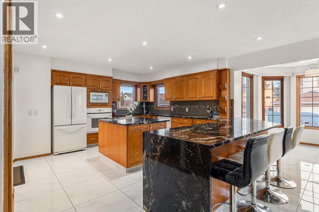 107 Pasadena Green Green Ne, Calgary, Alberta  T1Y 6M9 - Photo 14 - A2286316