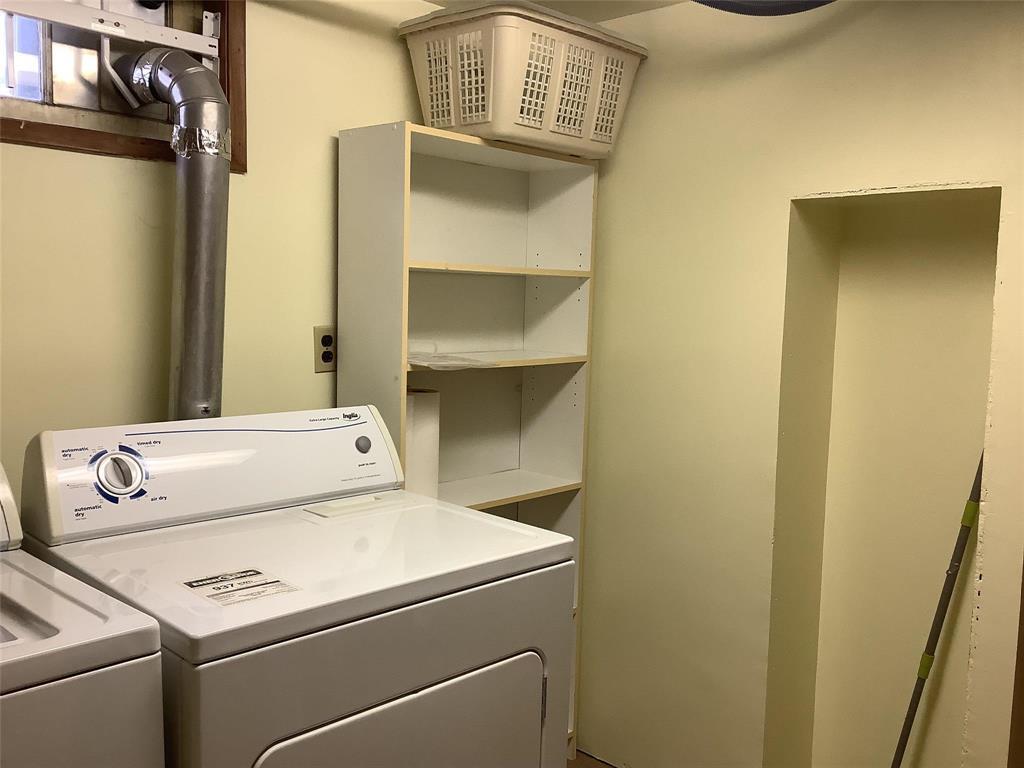 17 Frontenac Bay, Winnipeg, Manitoba  R2J 2H1 - Photo 40 - 202602681