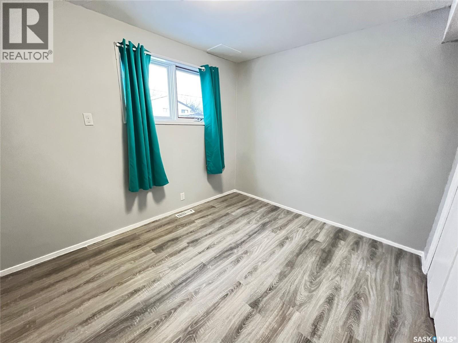 6 Stockdale Crescent, Maple Creek, Saskatchewan  S0N 1N0 - Photo 25 - SK025551