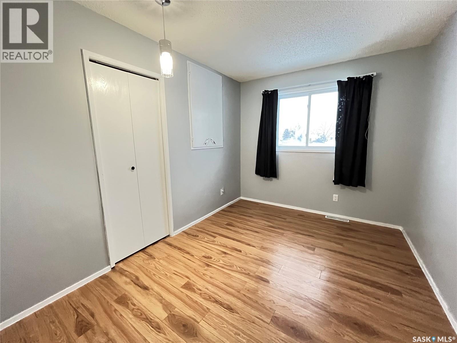 6 Stockdale Crescent, Maple Creek, Saskatchewan  S0N 1N0 - Photo 18 - SK025551