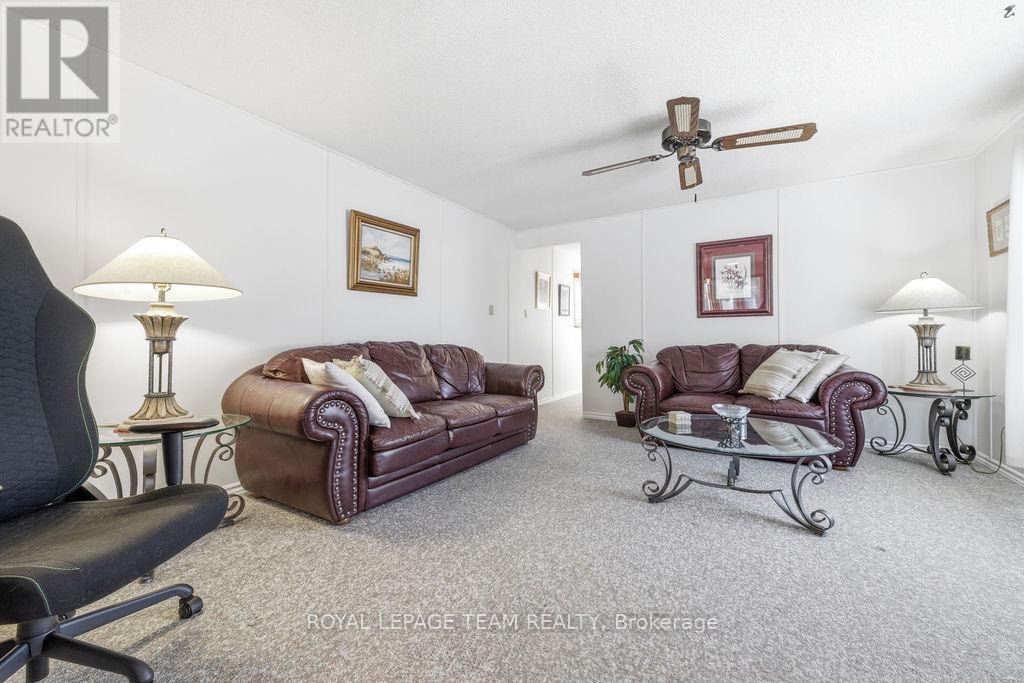 46 Sunset Lane, Horton, Ontario  K7V 0A5 - Photo 14 - X12810294