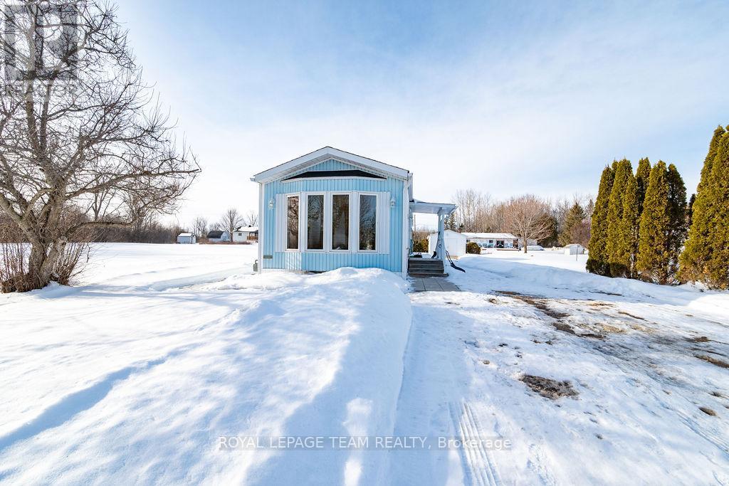 46 Sunset Lane, Horton, Ontario  K7V 0A5 - Photo 3 - X12810294