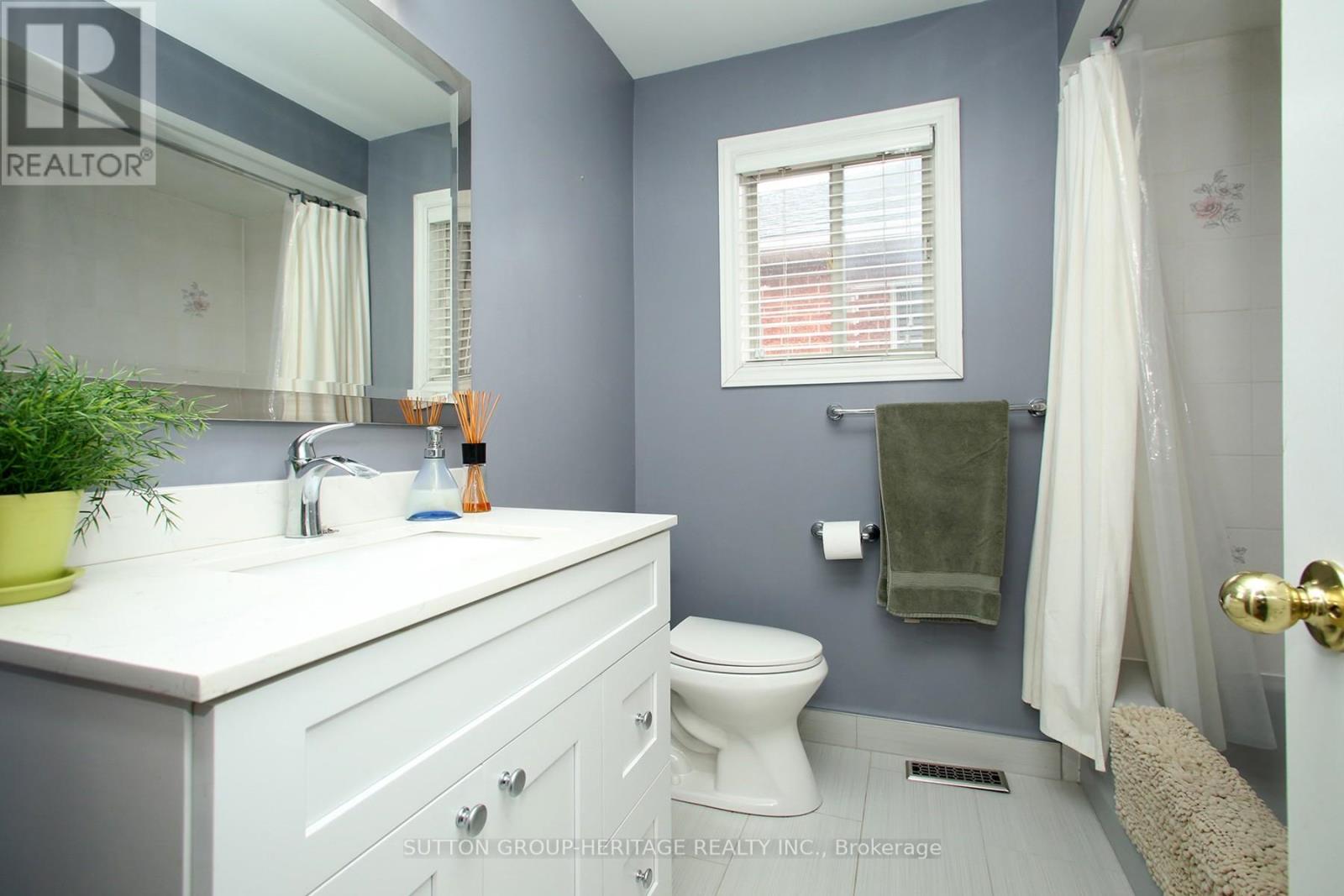 61 Eldridge Place, Whitby, Ontario  L1N 9E5 - Photo 34 - E12703004