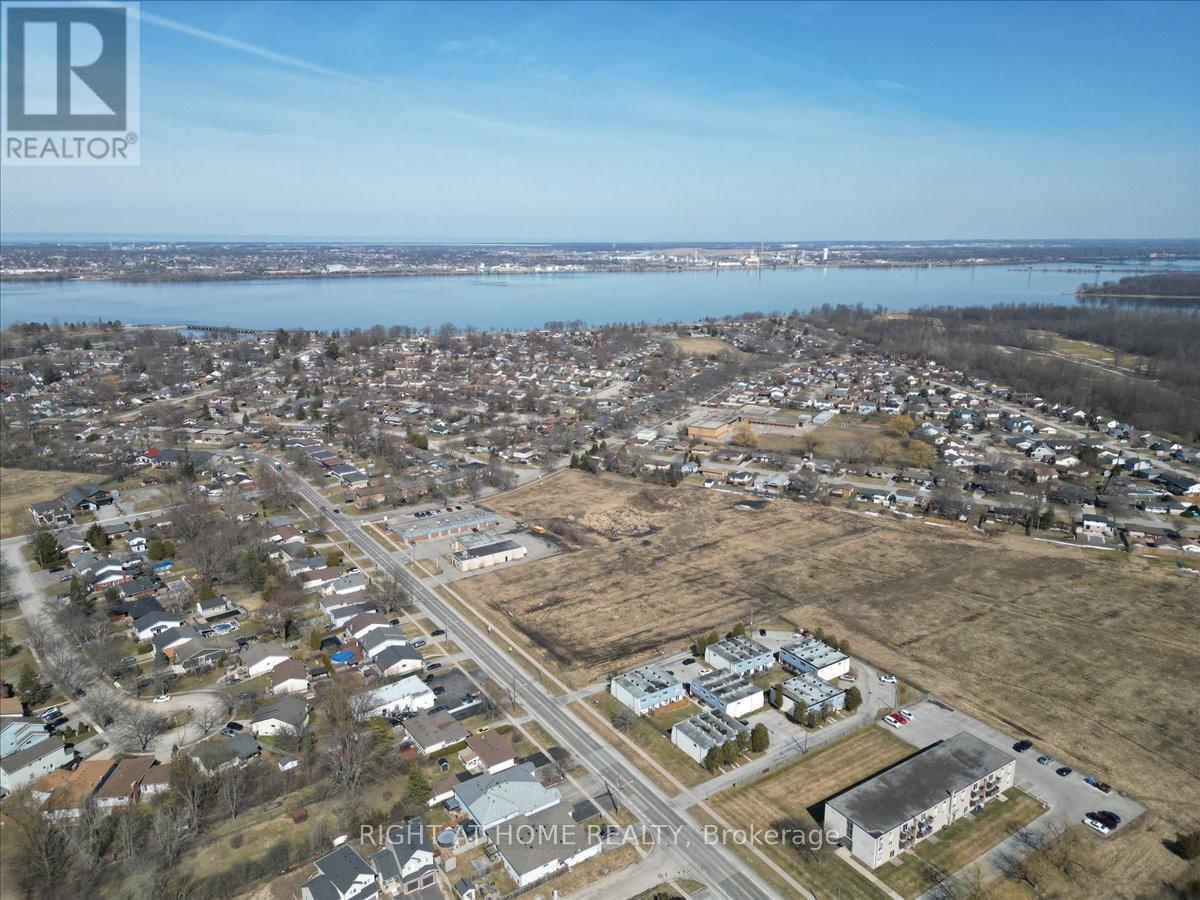 11 - 8646 Willoughby Drive, Niagara Falls, Ontario  L2G 6X7 - Photo 37 - X12810298